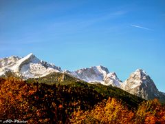 Zugspitzmassiv im Herbst