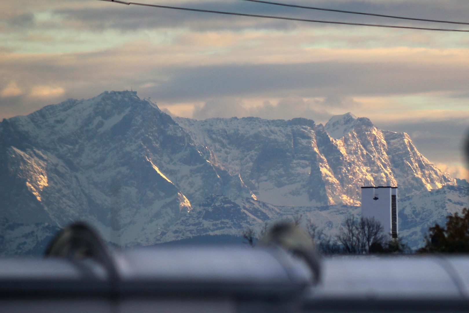 Zugspitzmassiv + Zugspitzhäusl/Zugspitzbahn von Landsberg am Lech (72km Entfernung!!!)