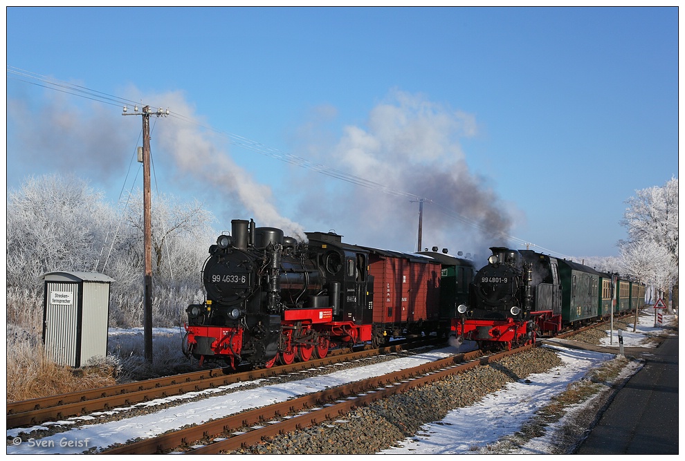 Zugüberholung im winterlichen Betriebsbahnhof Posewald