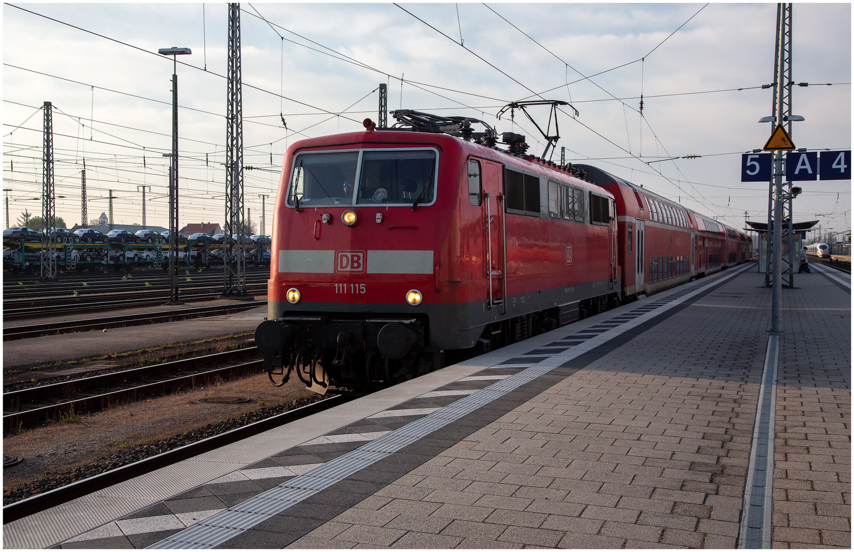 Zugverkehr  Ingolstadt - Hbf