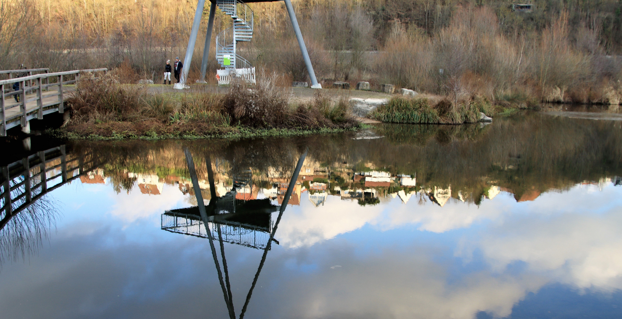 Zugwiesen-Spiegelung