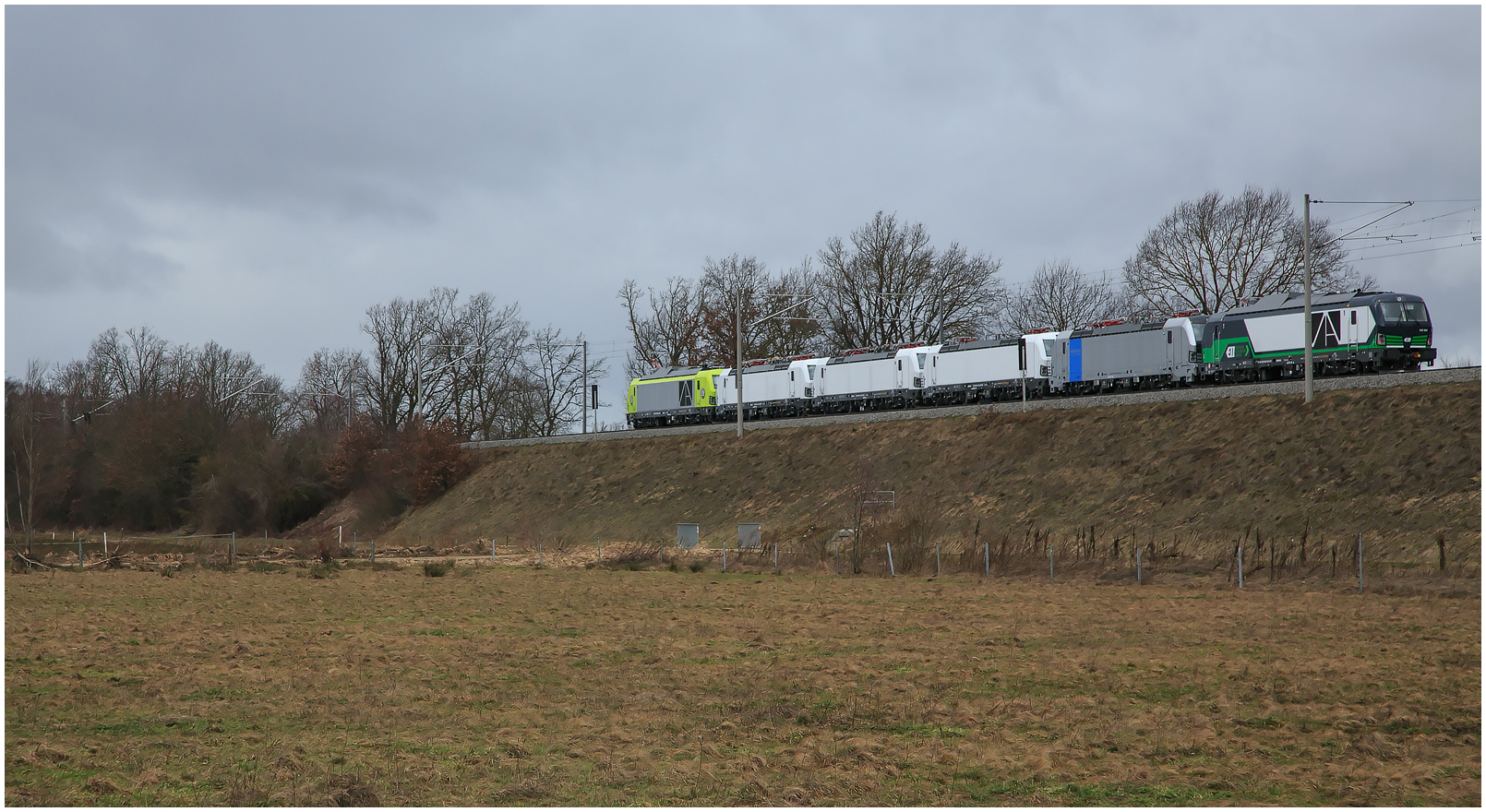 Zuletzt  5x Vectron  - Jetzt 6x Vectron