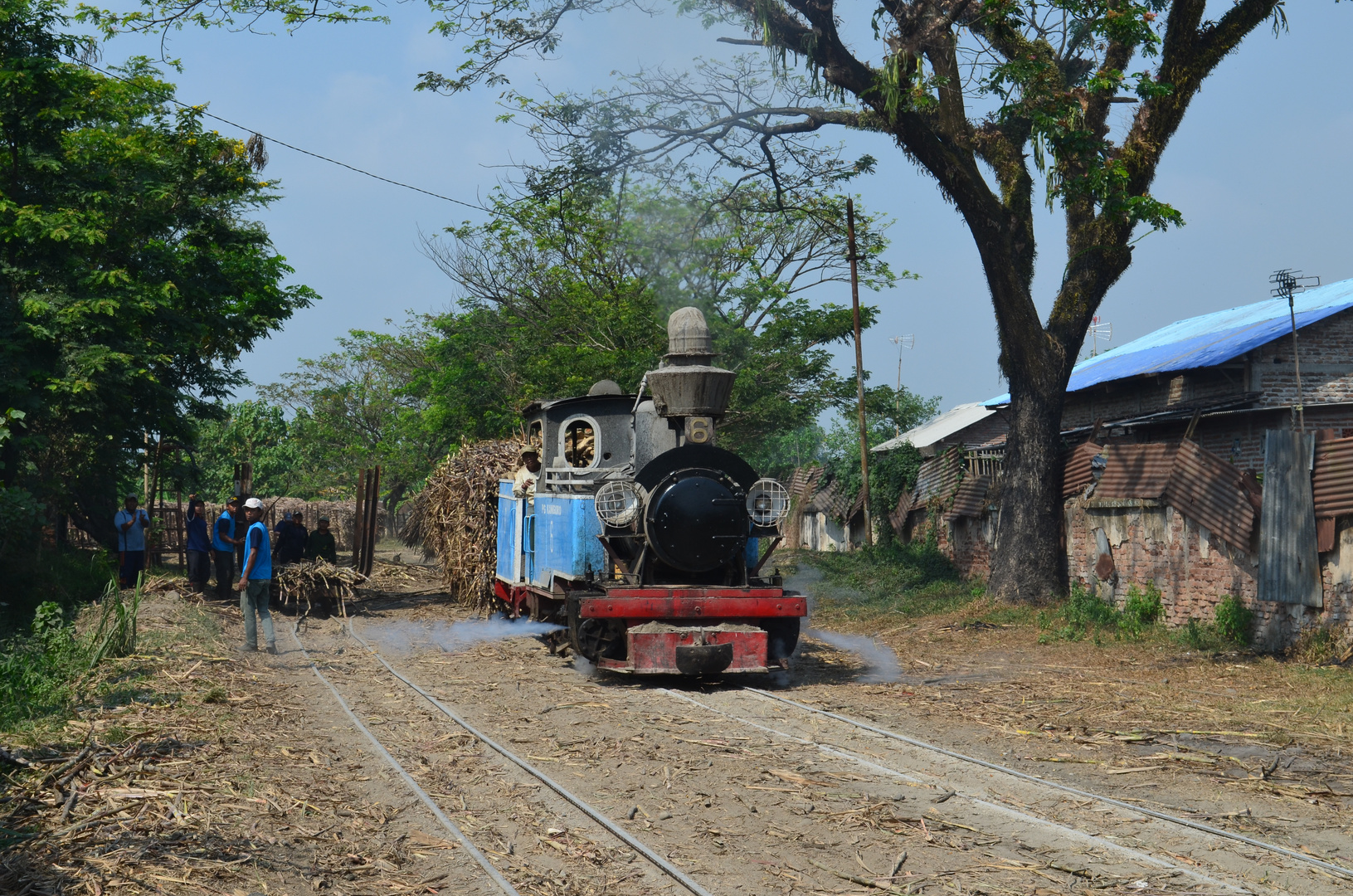 zum blue monday: Indonesien II 520 Feldbahnen bei Zuckerfabriken auf Java