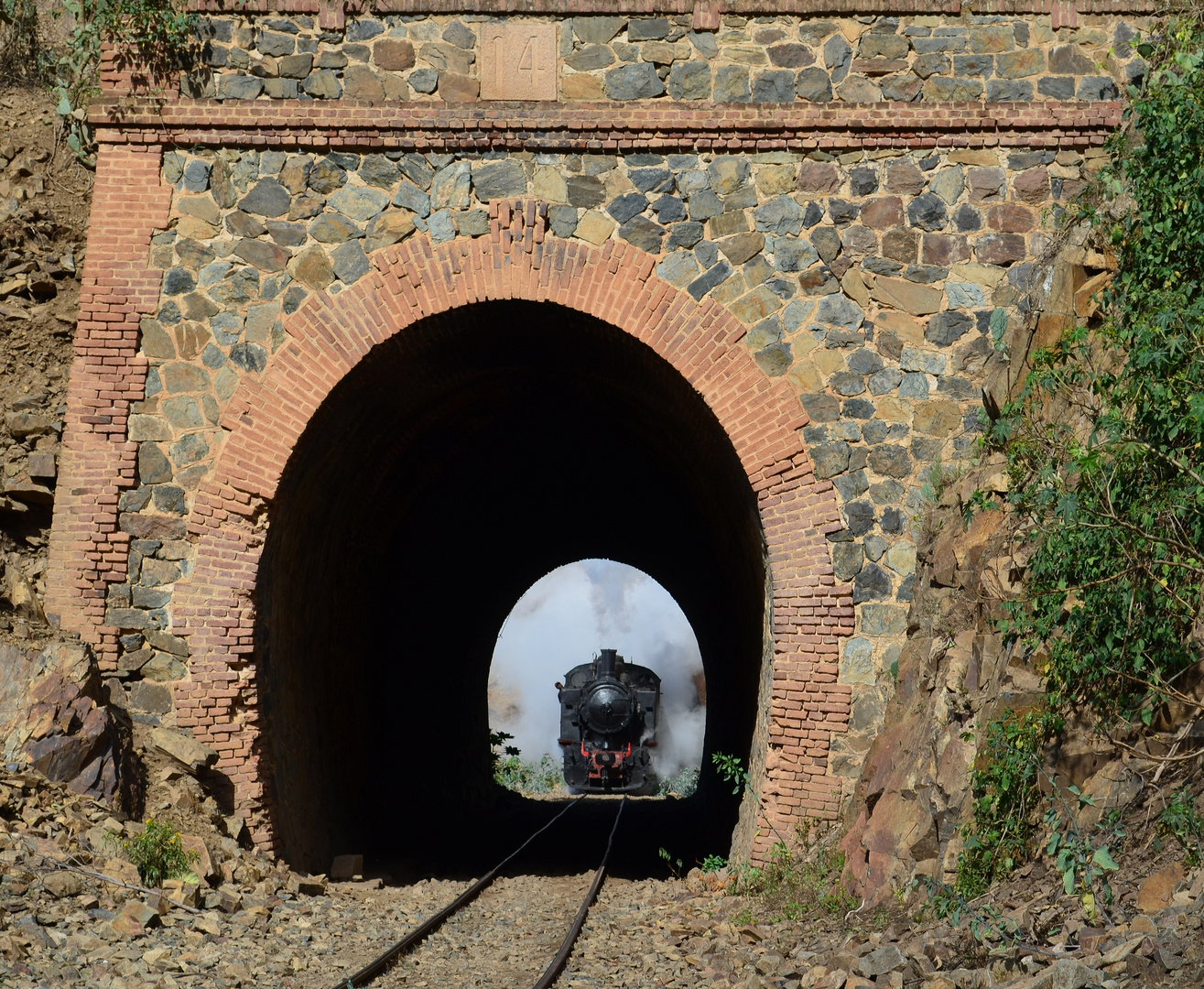 Zum Donnerstag ein Durchblick in Eritrea 