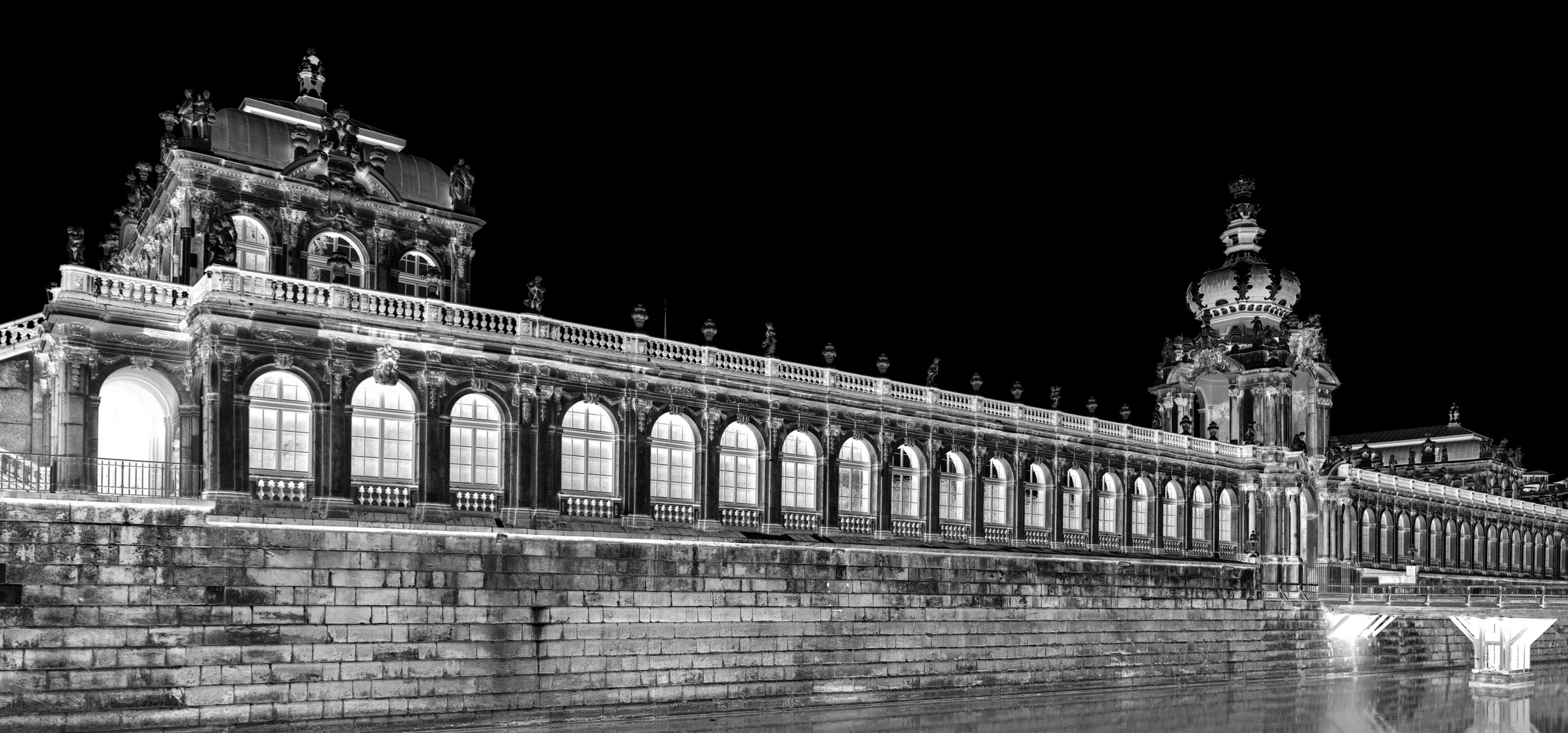 Zum Dresdner Zwinger