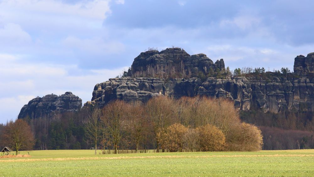 Zum ersten mal seit Corona wieder mal auf einem Weg zu den Schrammsteinsichten gewesen...