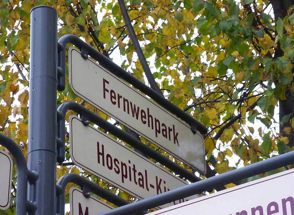 Zum Fernwehpark da lang ->