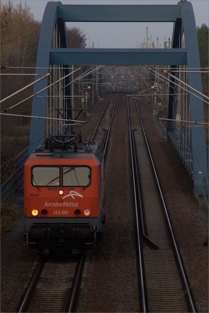 Zum Geburtstag... Foto & Bild eisenbahn, gleise, brücken Bilder auf