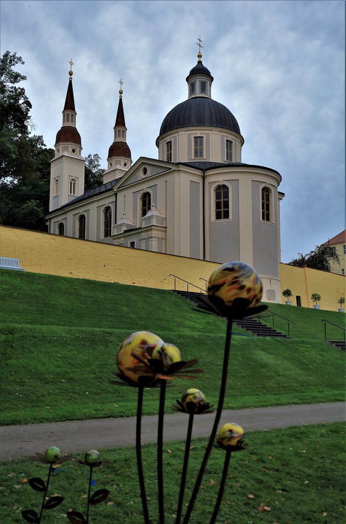 Zum Kloster Neuzelle...