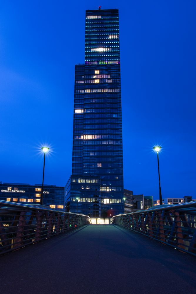 Zum KölnTurm