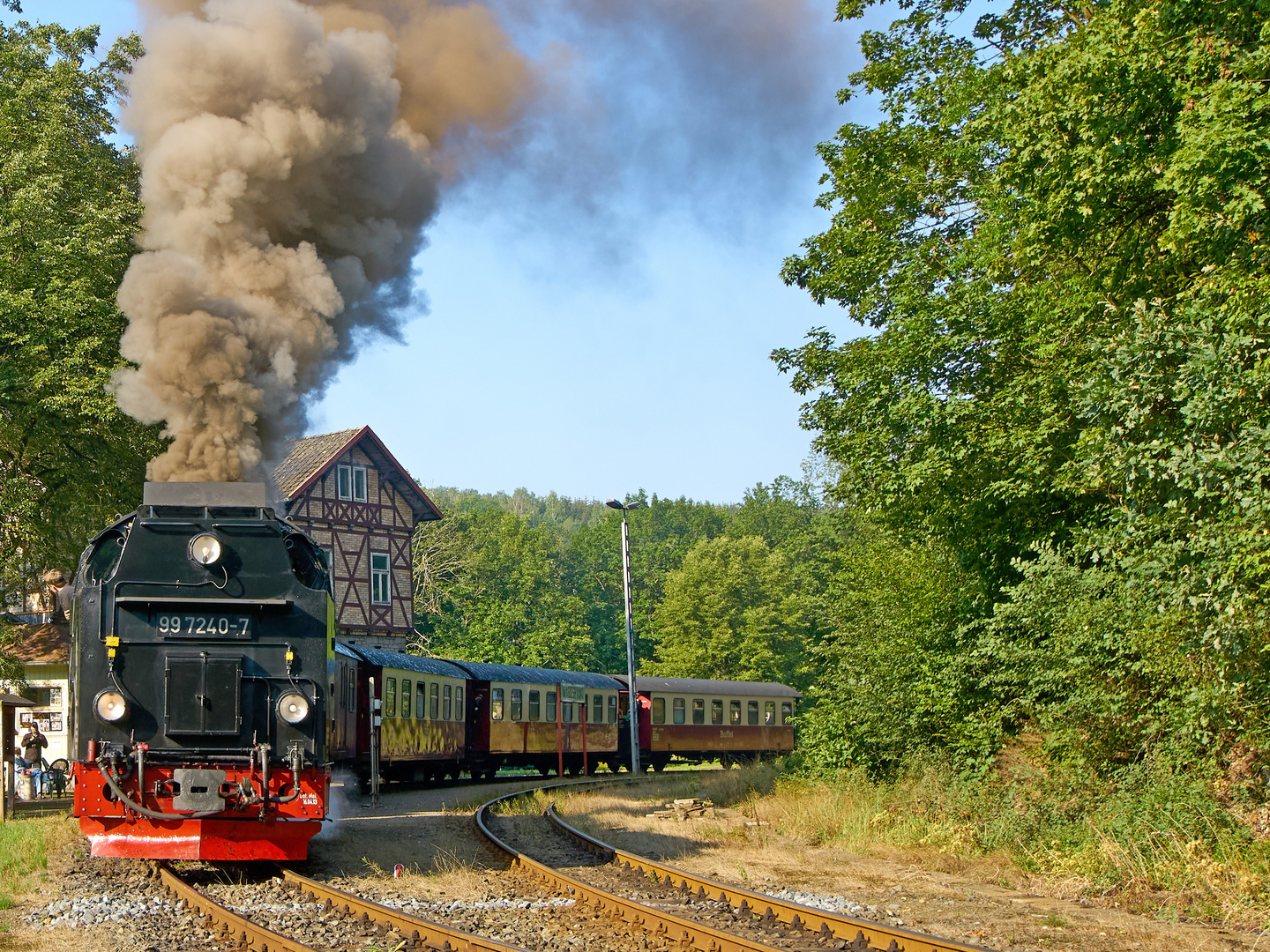 Zum nächsten Bahnhof