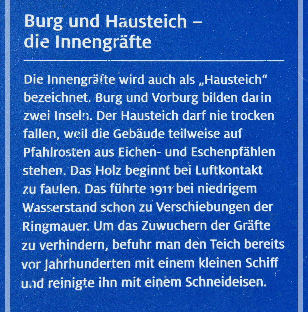 zum Schutz der Burg