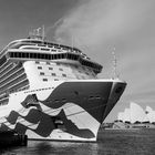 Zum Schwarzweißen Freitag: Cruise Ship Terminal, Sydney (Australia)