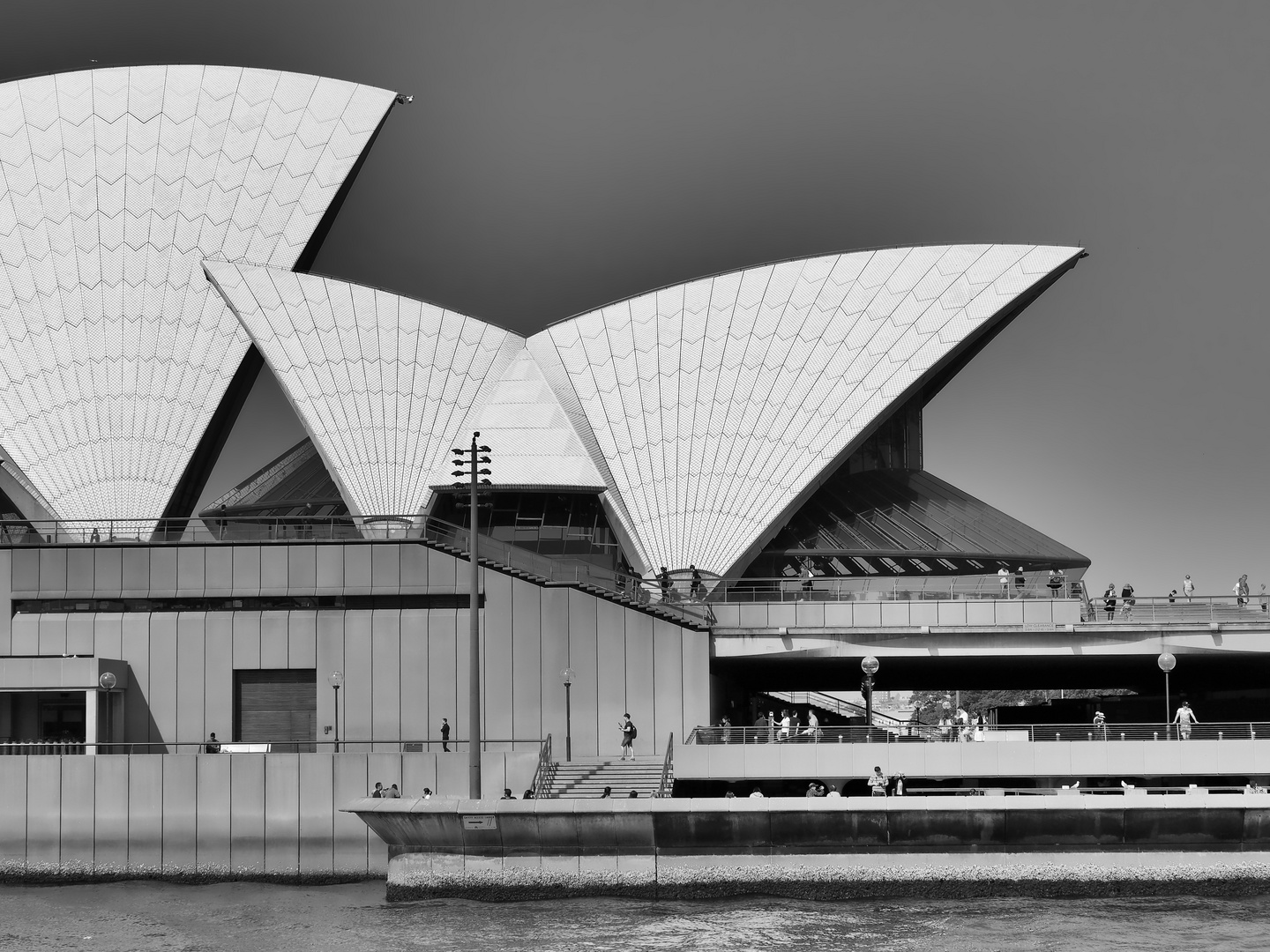 Zum Schwarzweißen Freitag: Sydney Opera House