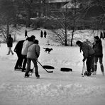 Zum Schwarzweißen Freitag - Zugefrorener Aasee in Münster im Jahr 1996