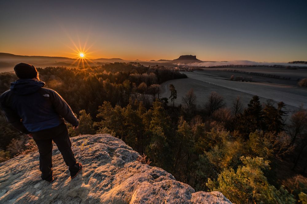 Zum Sonnenaufgang am Rauenstein- Sächsische Schweiz