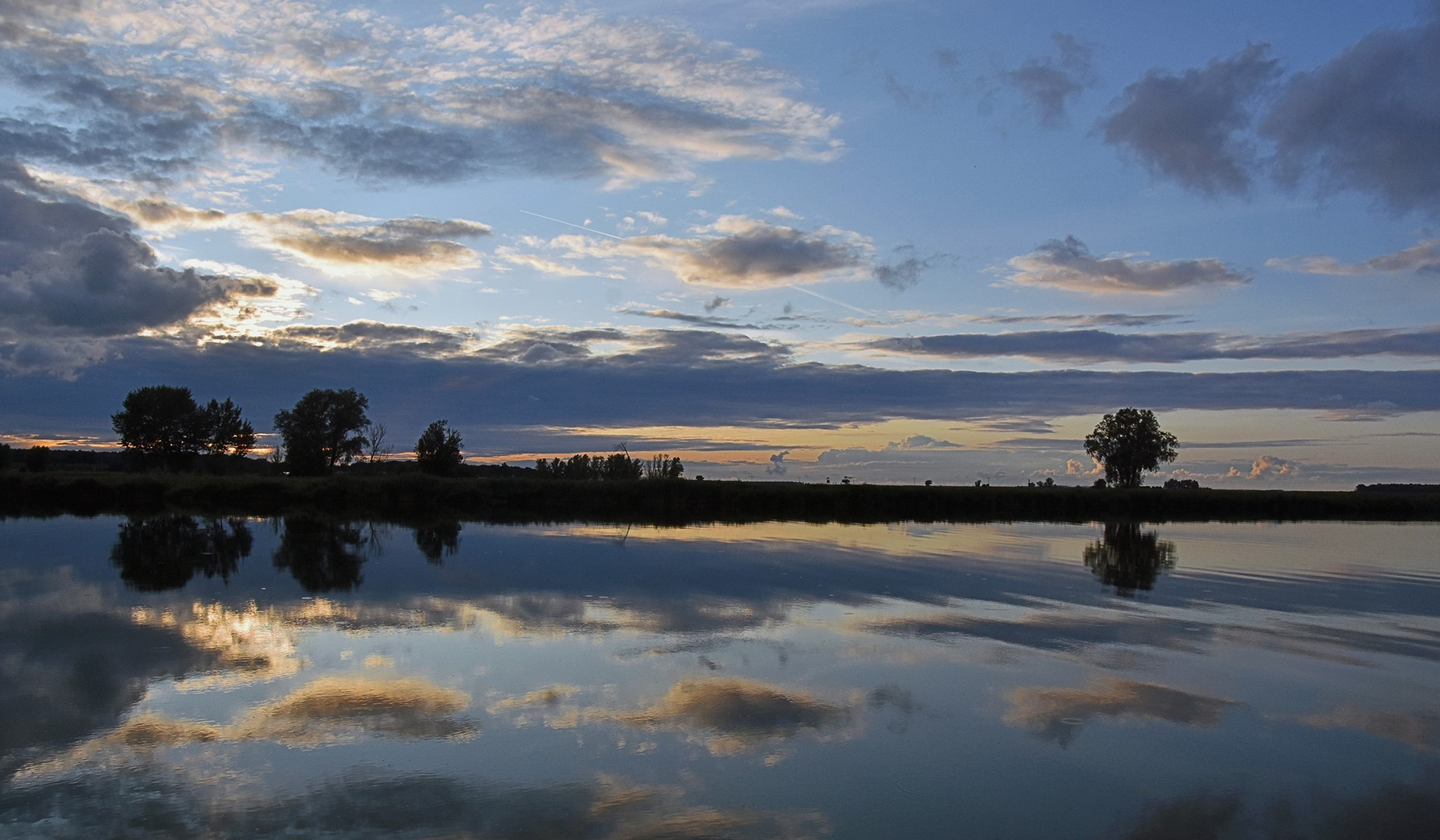 Zum Sonnenuntergang am Peenestrom....