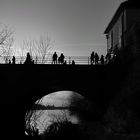 Zum Sonnenuntergang auf der alten Brücke 