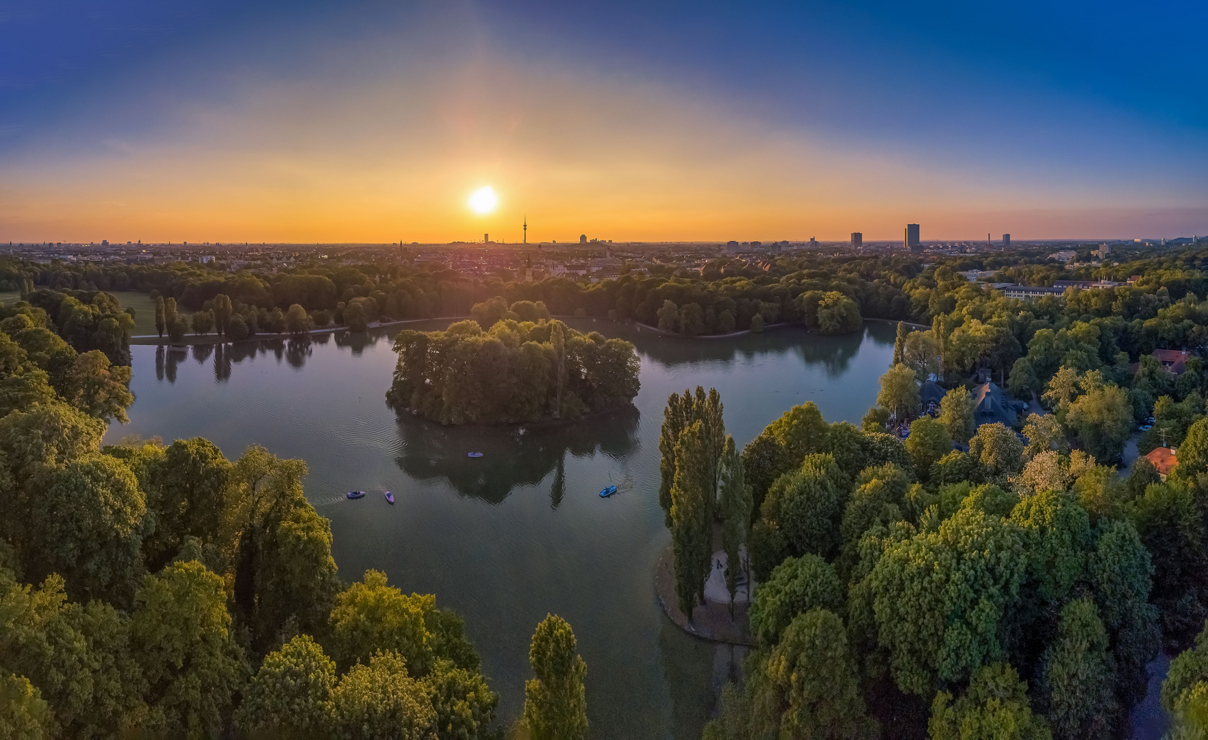 Zum Sonnenuntergang im Englischen Garten