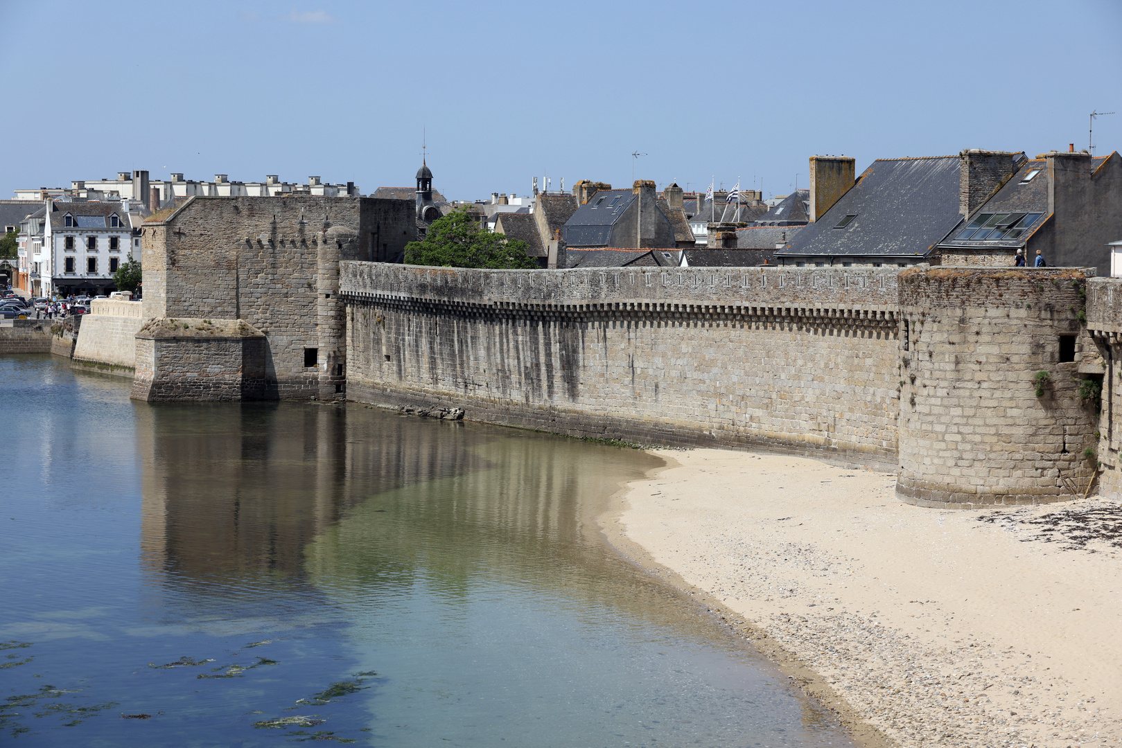 Zum Spiegeltag: Concarneau ...