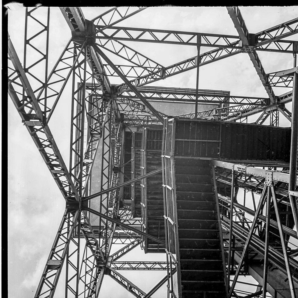 „ZUM TAG DER DEUTSCHEN EINHEIT“ Berliner Funkturm 1967
