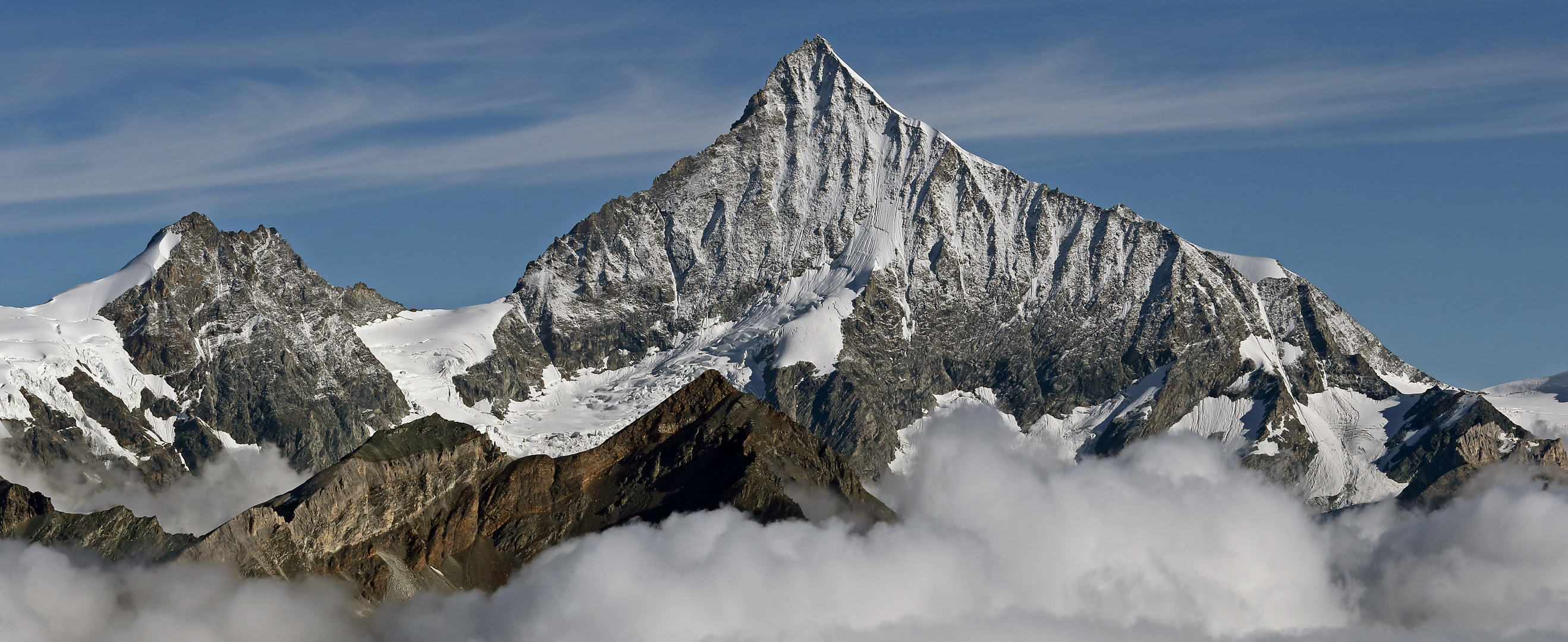 Zum Tag der Deutschen Einheit, eine meiner unzähligen Varianten vom Weisshorn... 