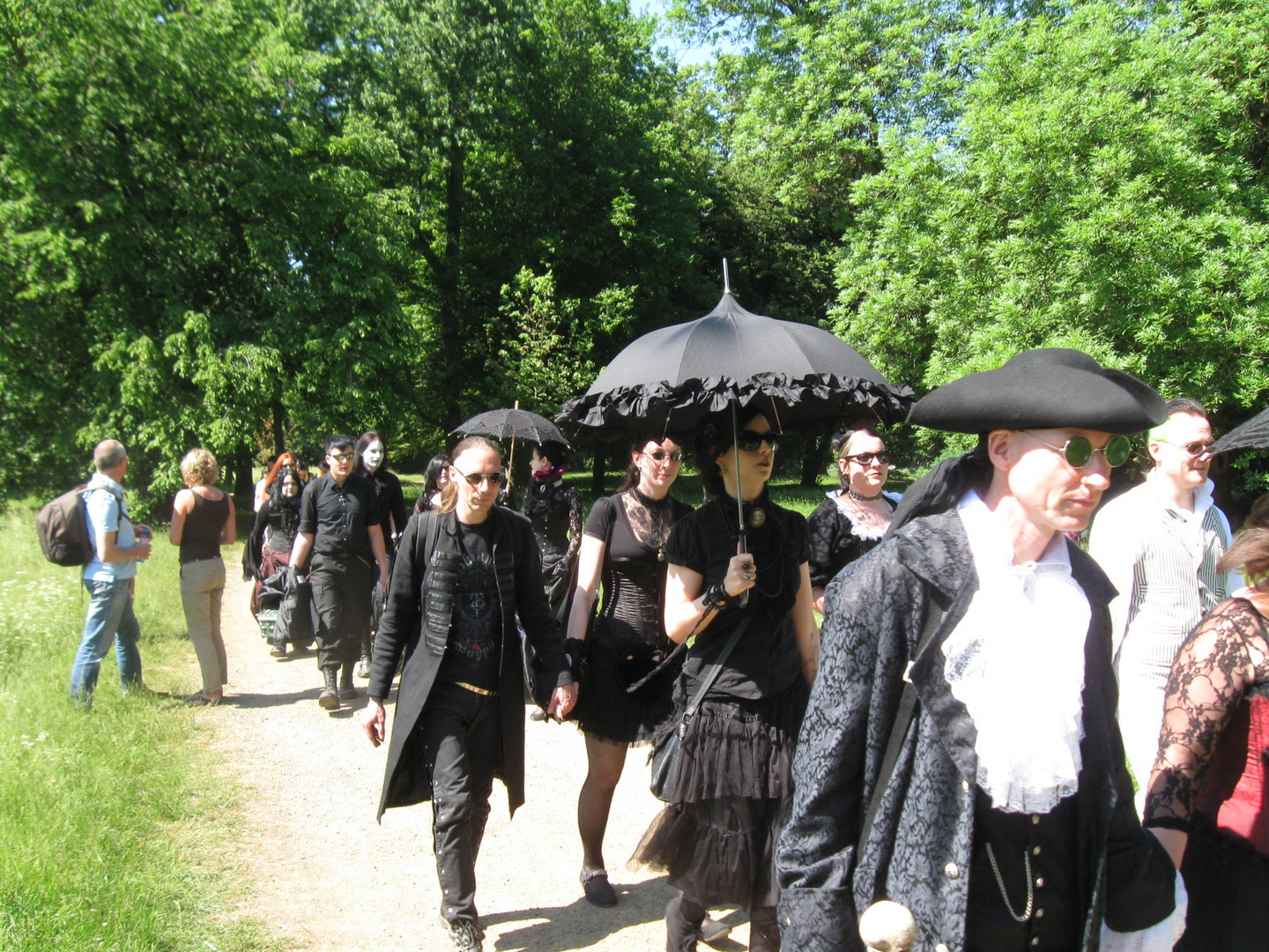 Zum Viktorianischen Picknick