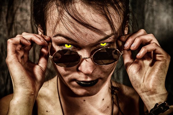 Zum weglaufen ist es jetzt zu spät .