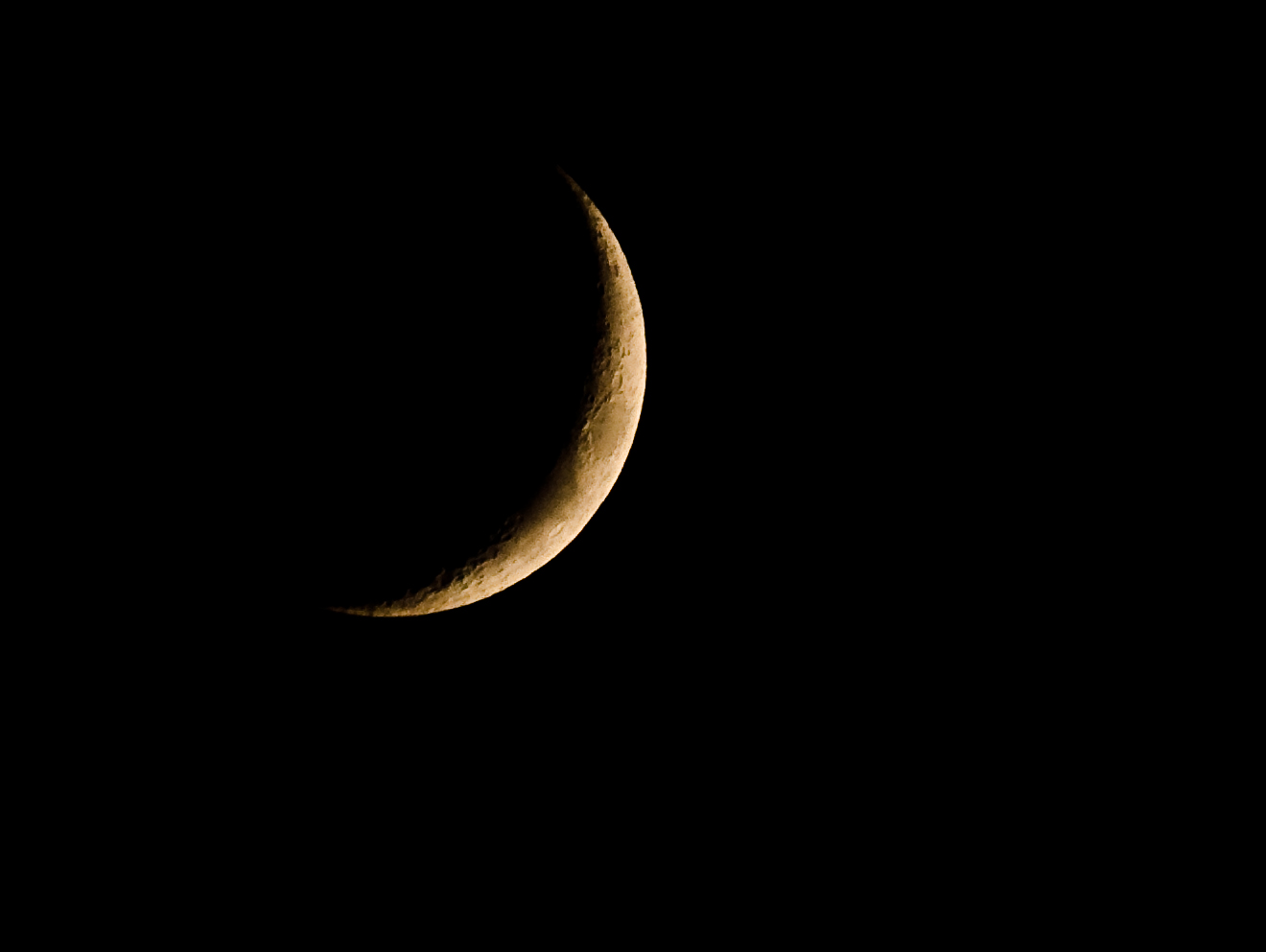 zunehmender Mond über Regensburg