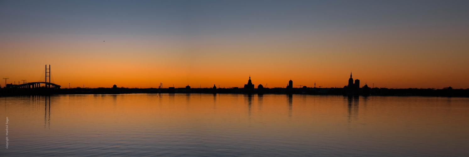 Zur Blauen Stunde am Strelasund