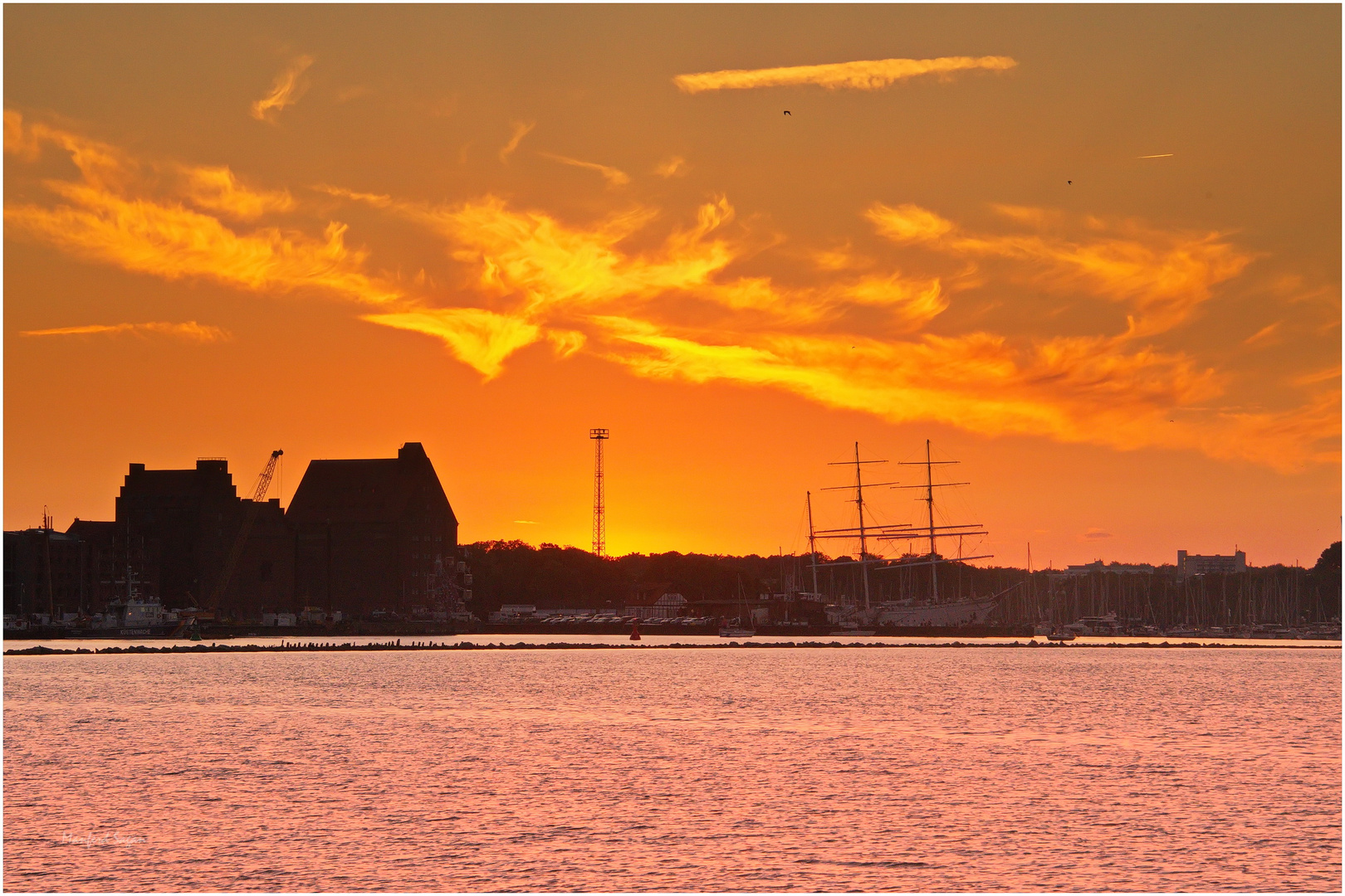 Zur Blauen Stunde am Strelasund...