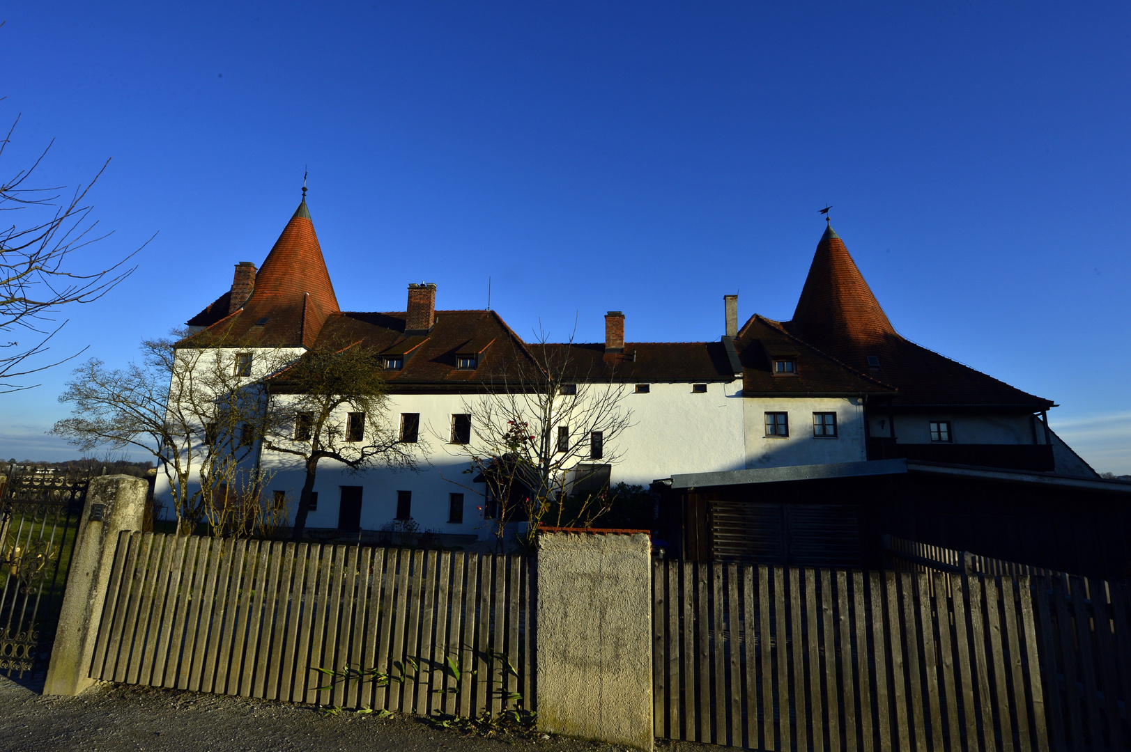 zur Burg