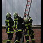 zur Leiter vor!