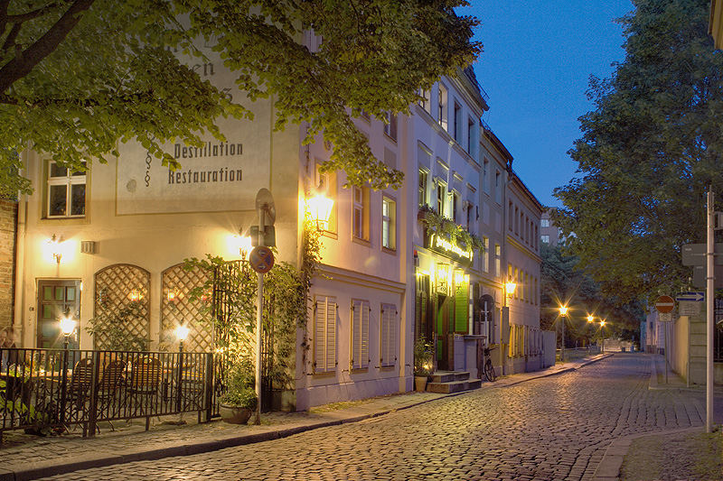 "Zur letzten Instanz" an der Stadtmauer