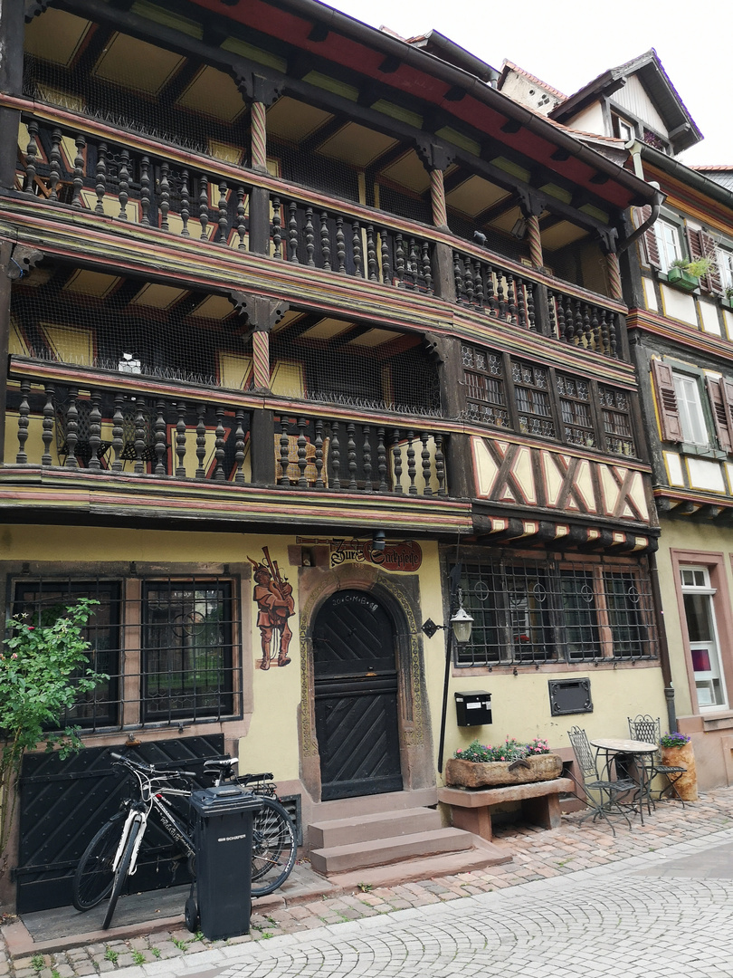 Zur Sackpfeife, ehemaliges Restaurant im Renaissance-Haus