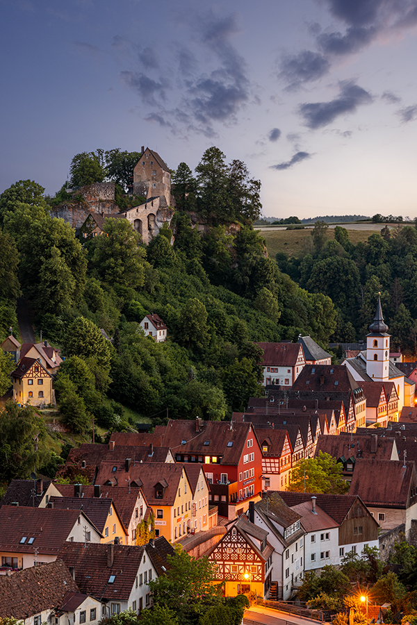 zur sehr frühen blauen Stunde