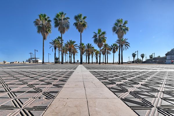 Zur Strandpromenade Malvarrosa