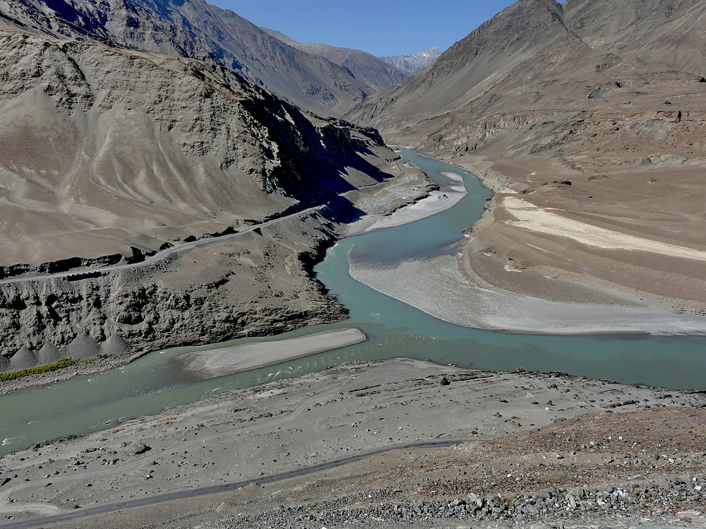 Zusammenfluss des Indus und des Zanskar-River
