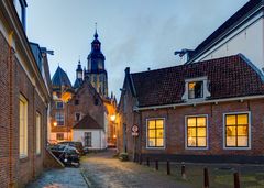 Zutphen - Proostdijsteeg - Walburgiskerk