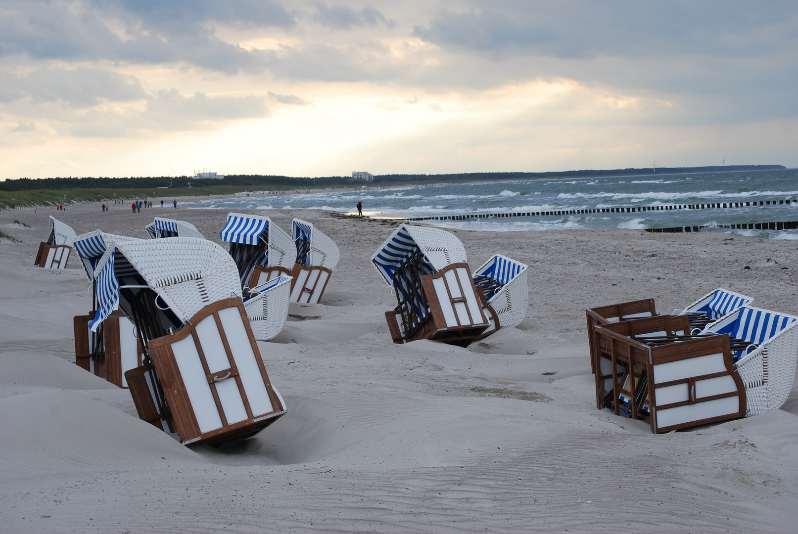 zuviel Sturm für Strandkörbe