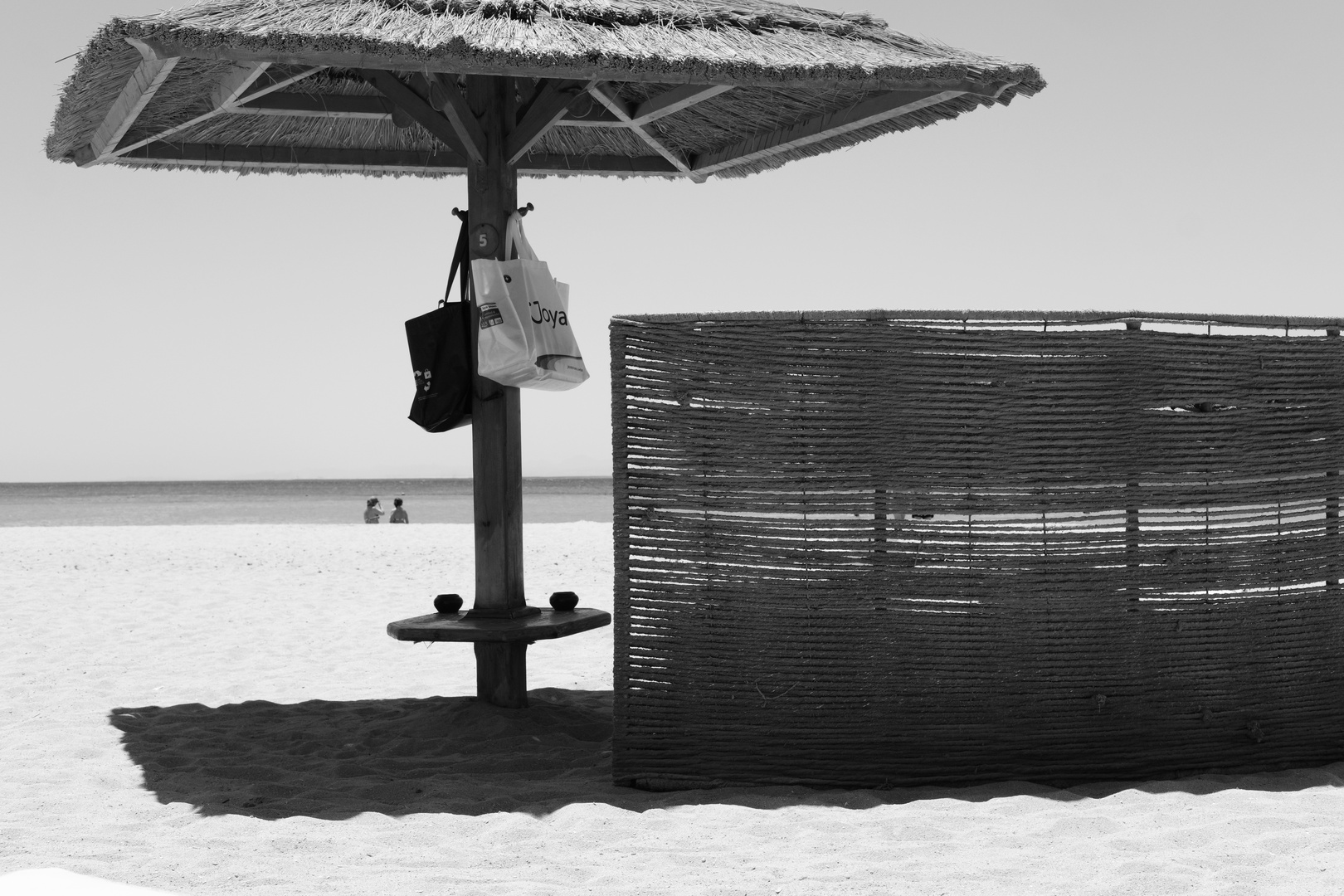  Zwei am Strand