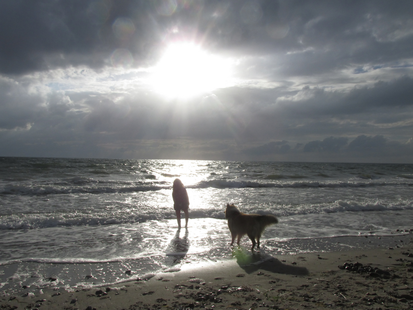 Zwei am Strand