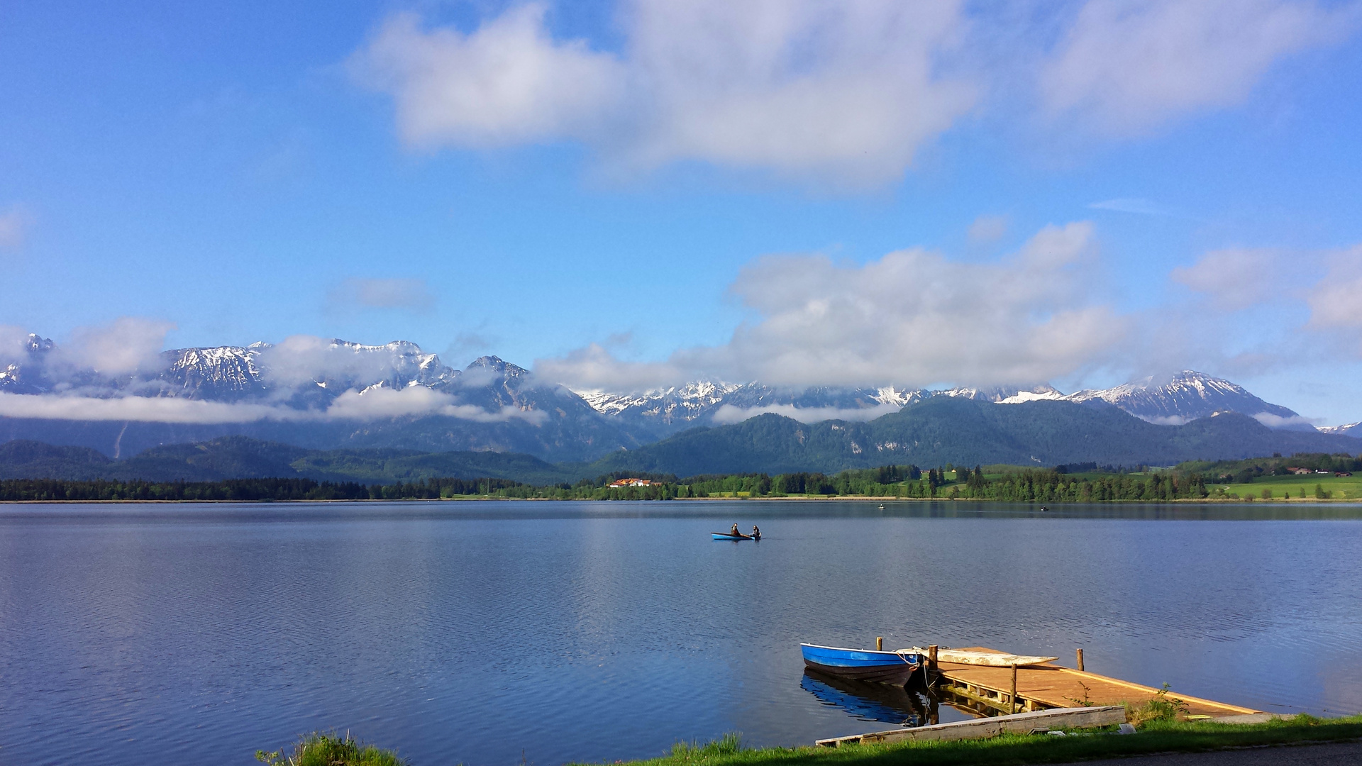 Zwei Fischer am blauen See…