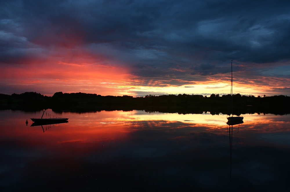 zwei Gesichter des Abends by Janina Ruthenkolk