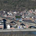 Zwei Güterzüge auf der Brücke von Sclessin-Liege (B)