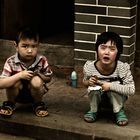Zwei Kinder in China