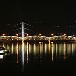 Zwei Linzer Donaubrücken bei Nacht