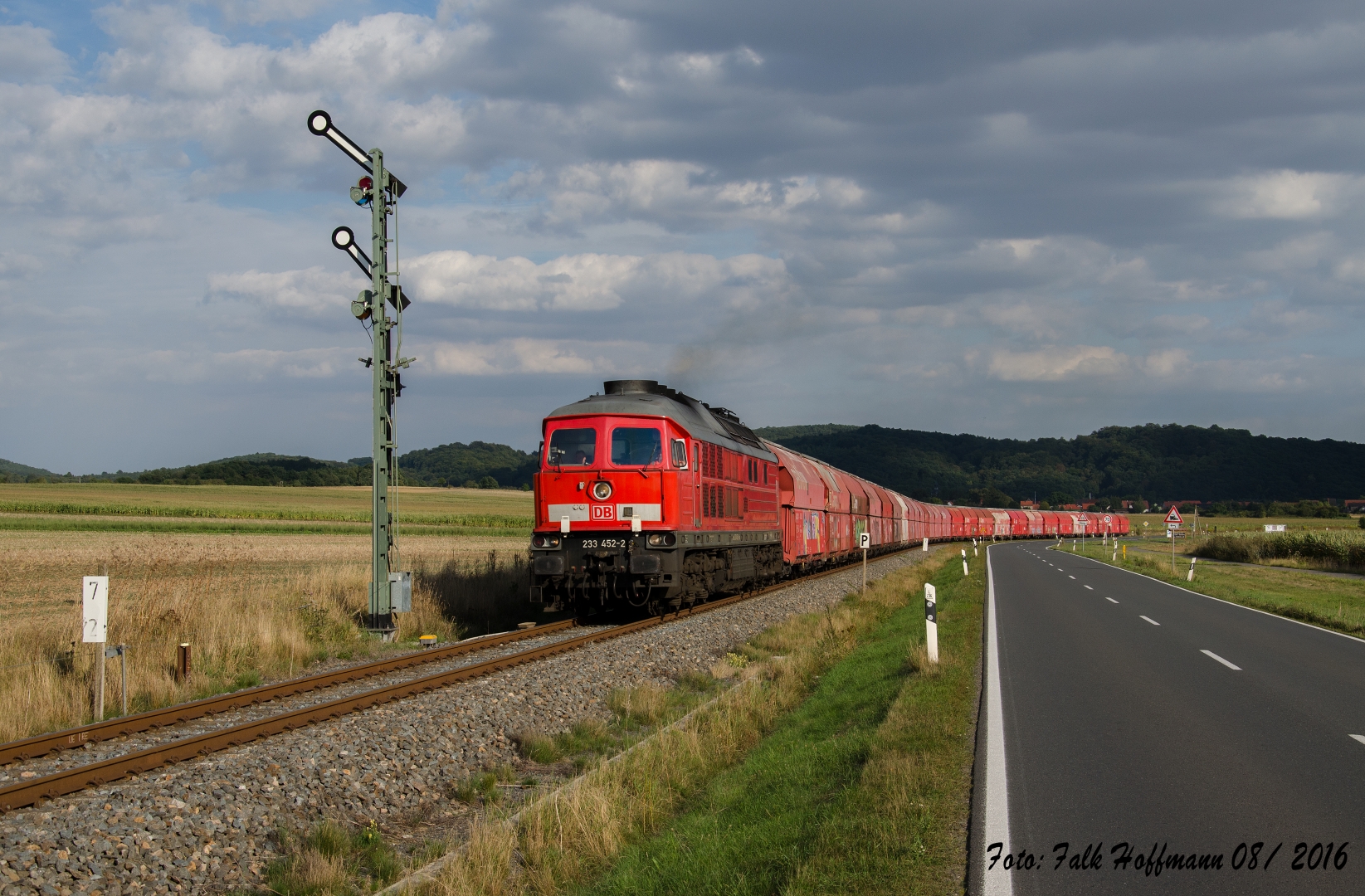 Zwei Löffel am Tor zum Harz