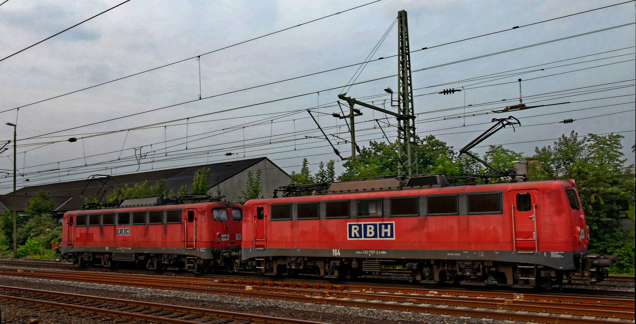 Zwei mal BR 140