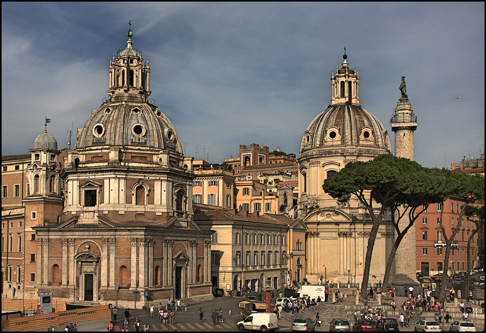 Zwei Marienkirchen neben der Piazza Venezia, Rom.